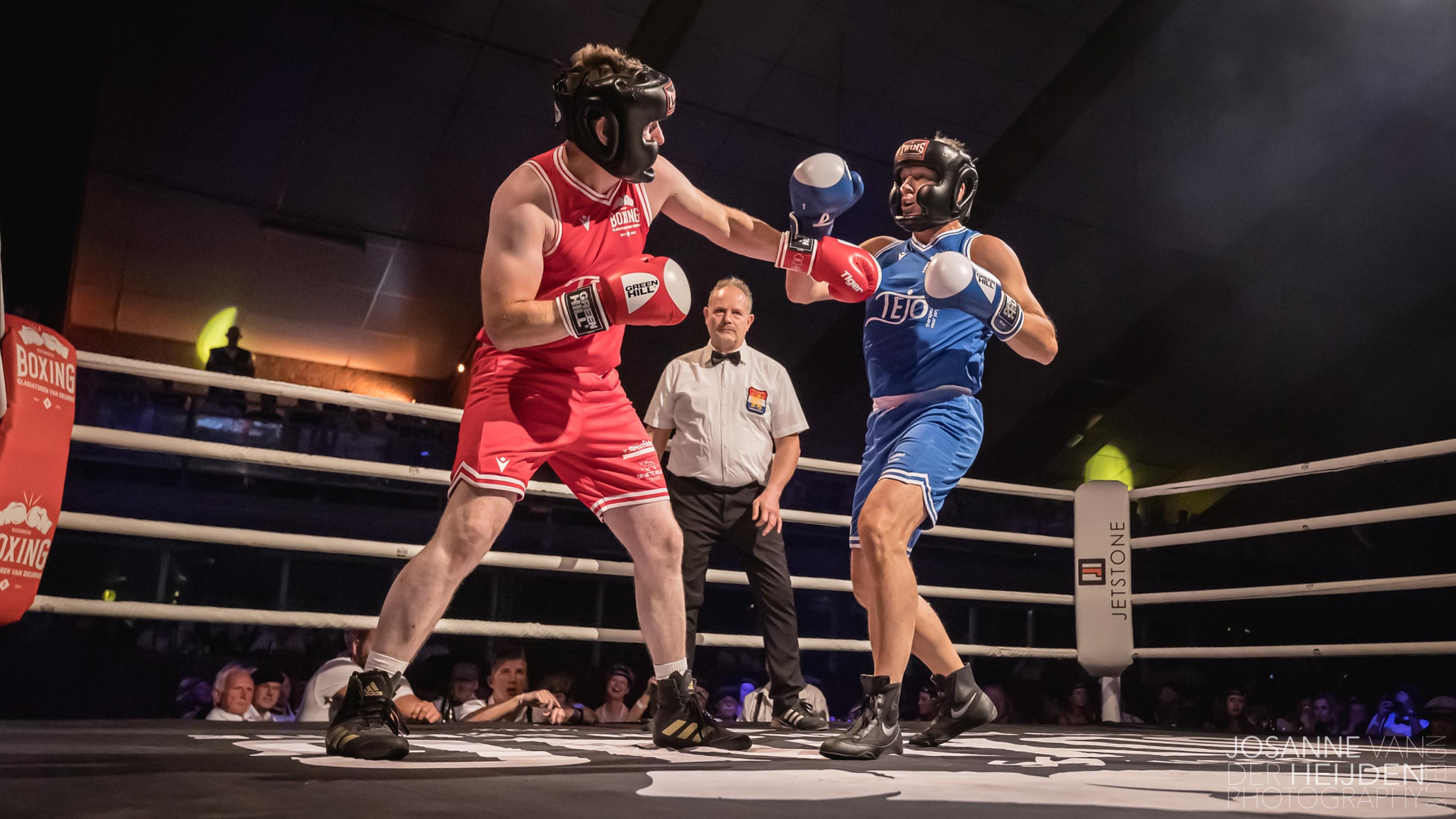 Boxing_Gladiatoren_van_Deurne_Bart-Witteveen-vs-Bart-Vedder_09072022_Foto_Josanne_van_der_Heijden-4431