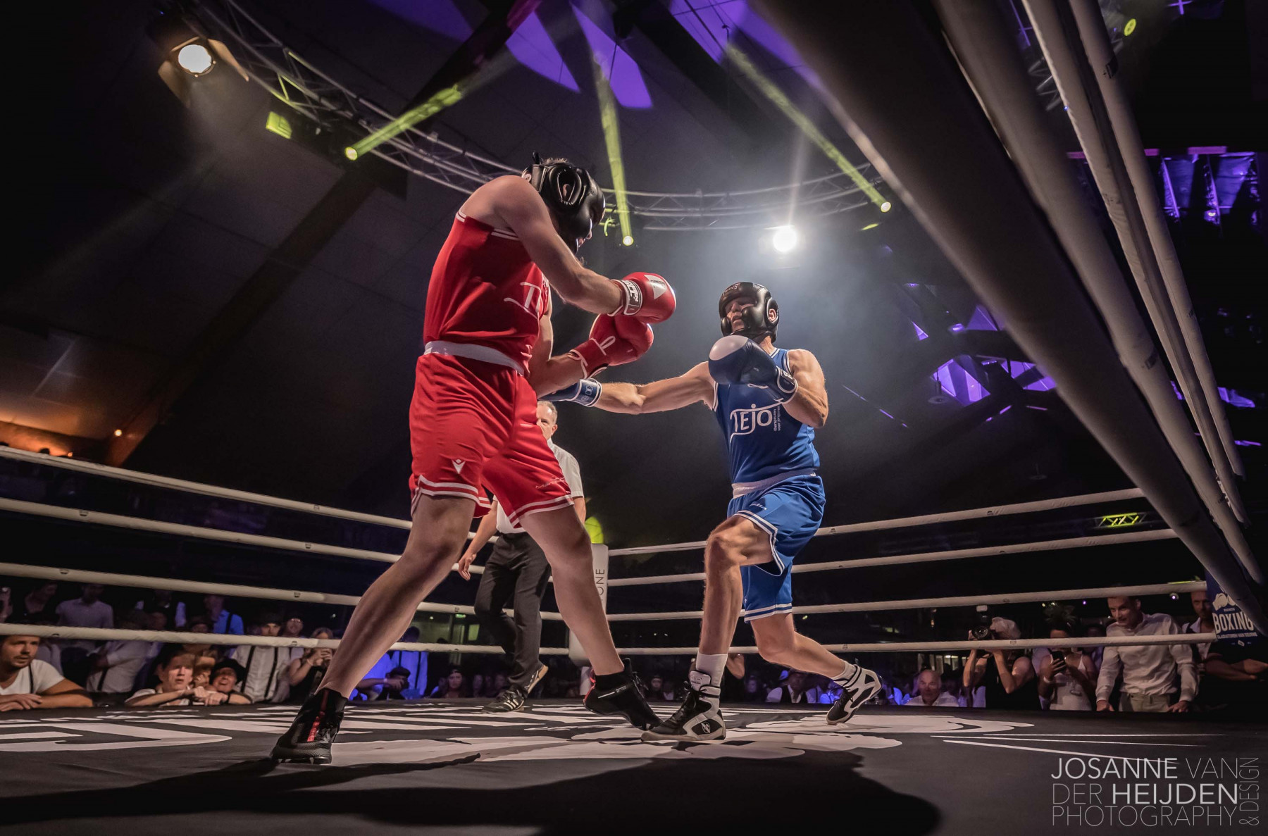 Boxing_Gladiatoren_van_Deurne_Marc-Berkers-vs-Peter-Nooijen_09072022_Foto_Josanne_van_der_Heijden-5049